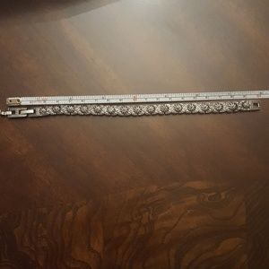 Jewelry - Bracelet Jewelry - Bracelet